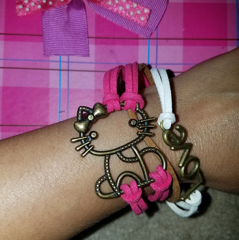 Hello kitty bundle.๐ - Picture 3 of 5